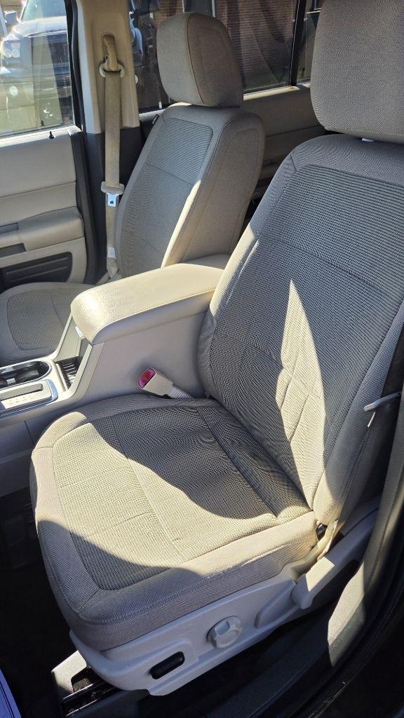 Ford Flex SE FWD 2011