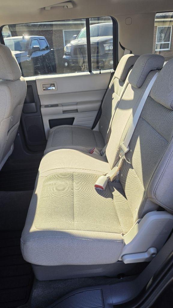 Ford Flex SE FWD 2011