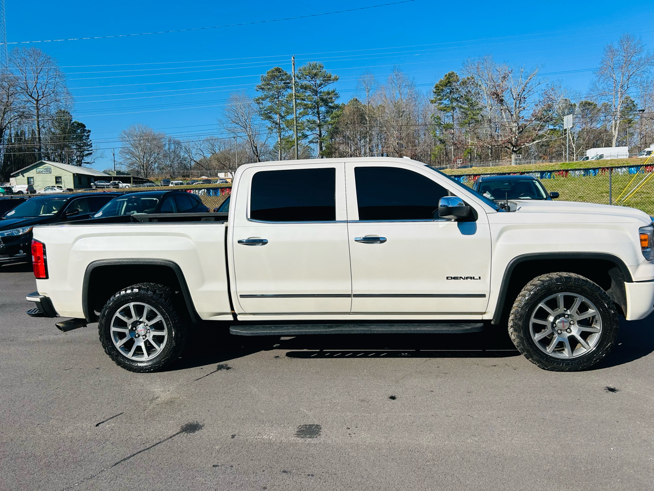 GMC Sierra 1500 Denali Crew Cab Short Box 4WD 2015
