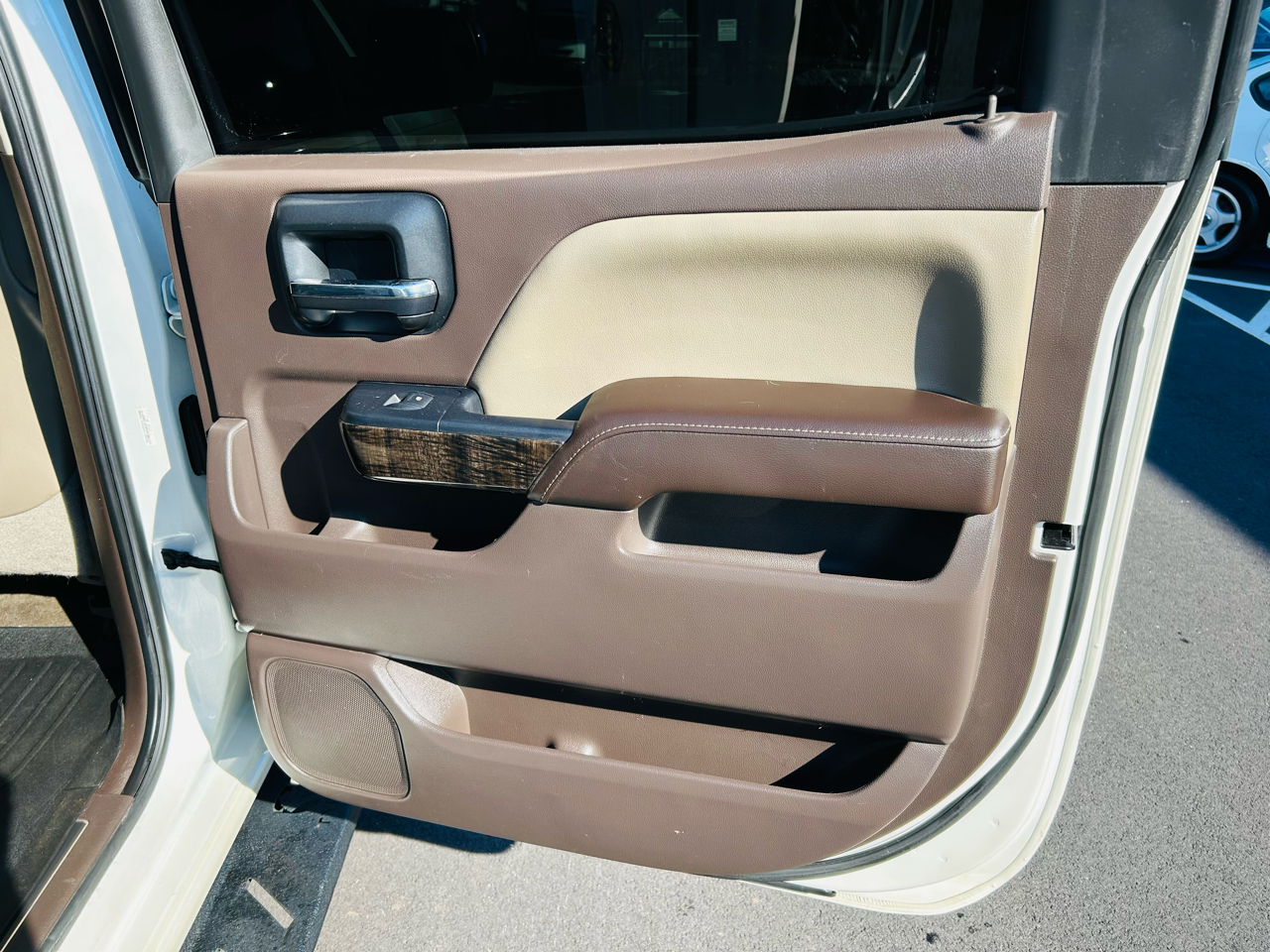 GMC Sierra 1500 Denali Crew Cab Short Box 4WD 2015