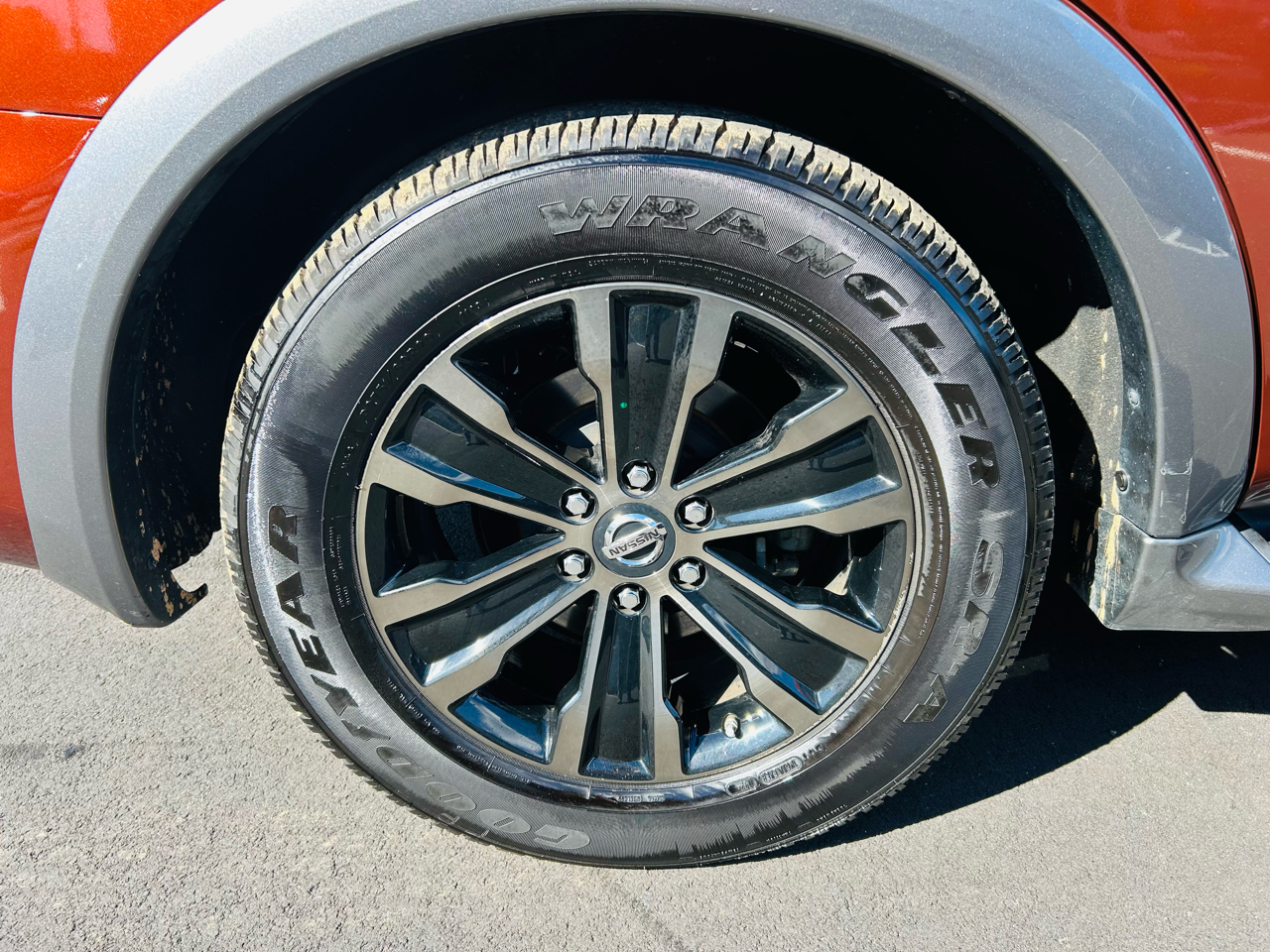 2018 Nissan Armada SV photo 4