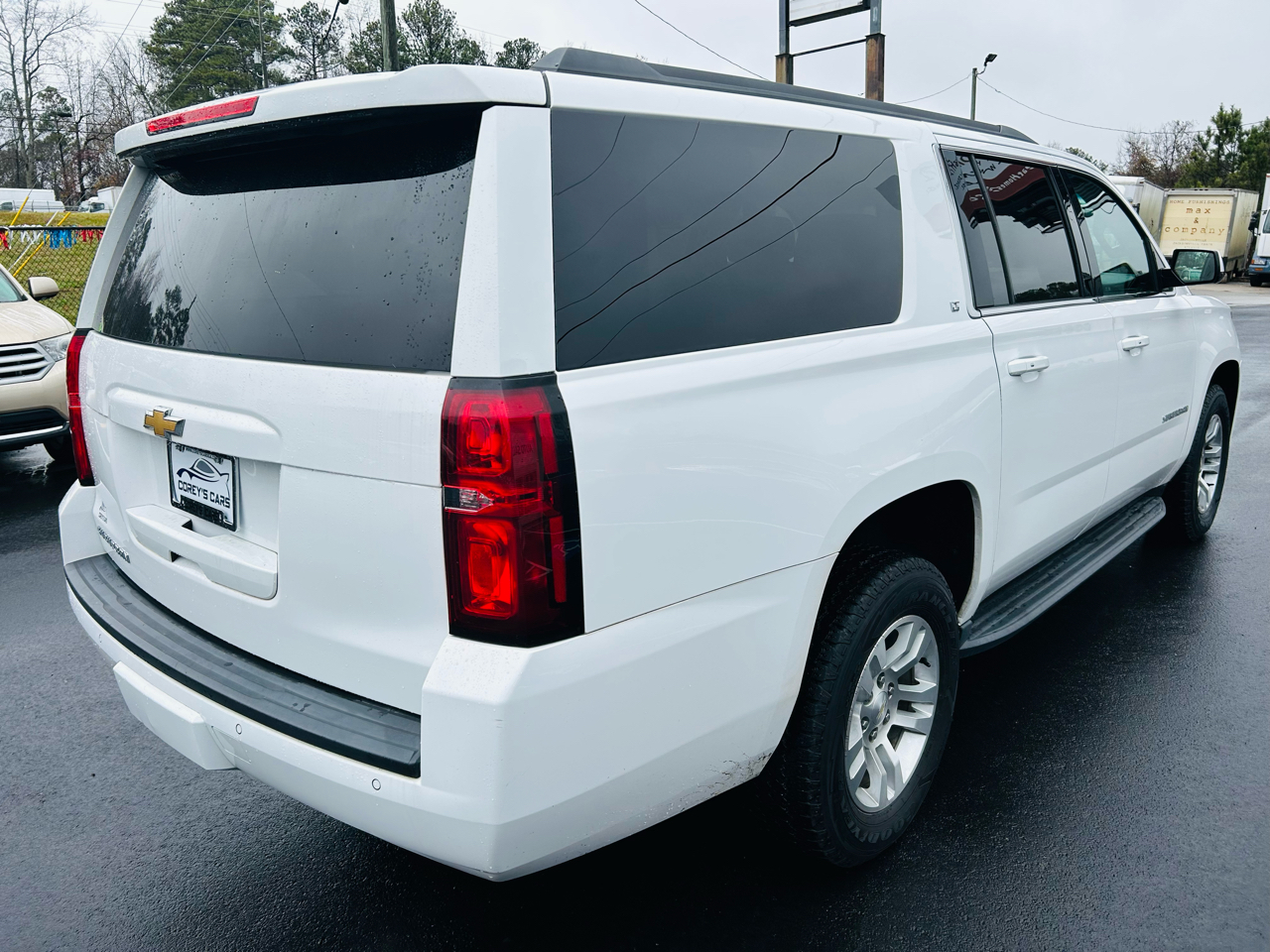 Chevrolet Suburban LT 2WD 2019