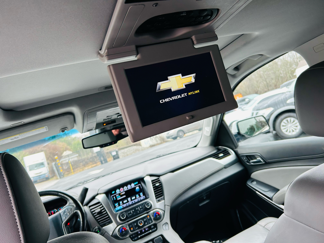 Chevrolet Suburban LT 2WD 2019