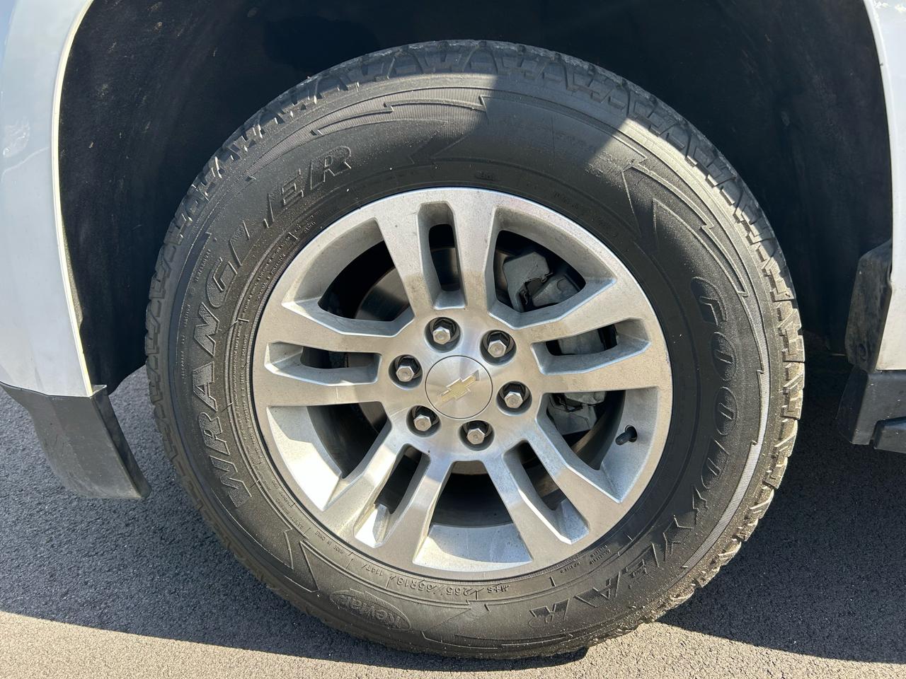 Chevrolet Suburban LT 2WD 2019