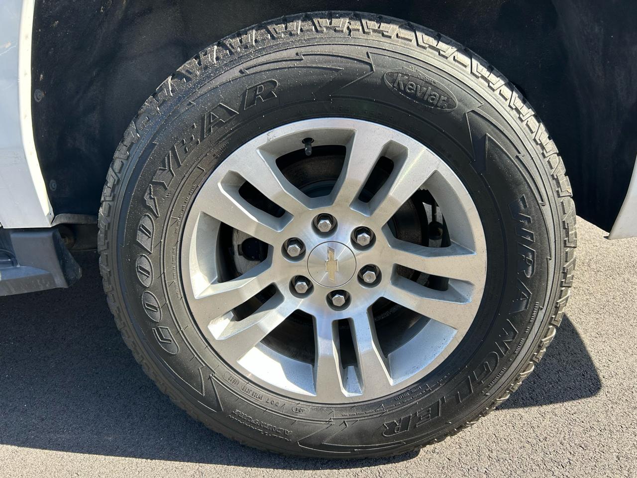 Chevrolet Suburban LT 2WD 2019