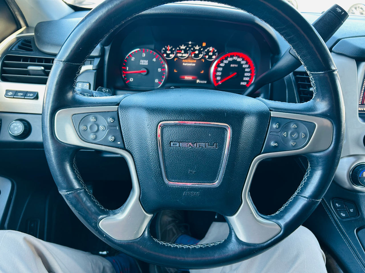 GMC Yukon Denali XL 2WD 2015