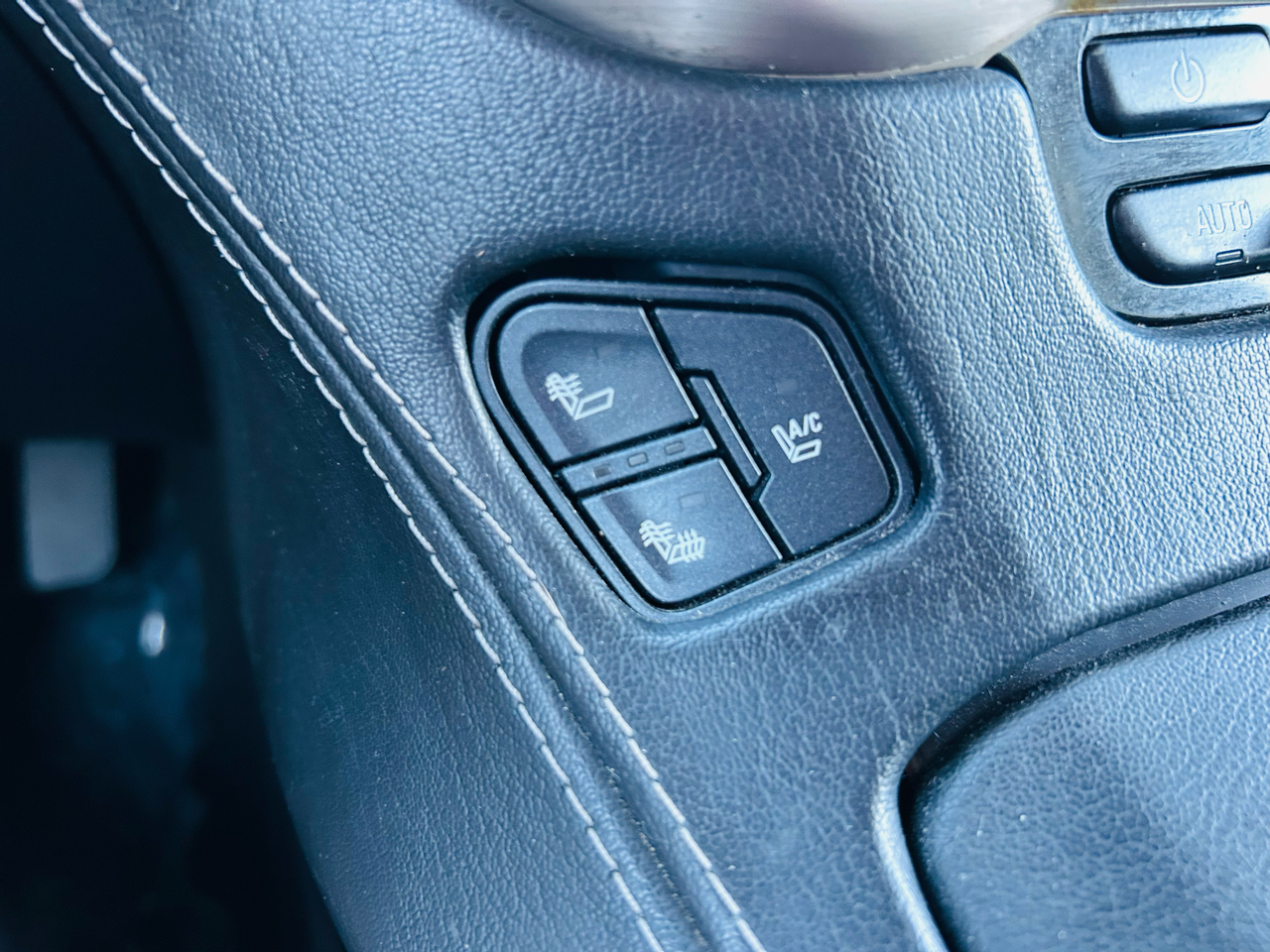 GMC Yukon Denali XL 2WD 2015