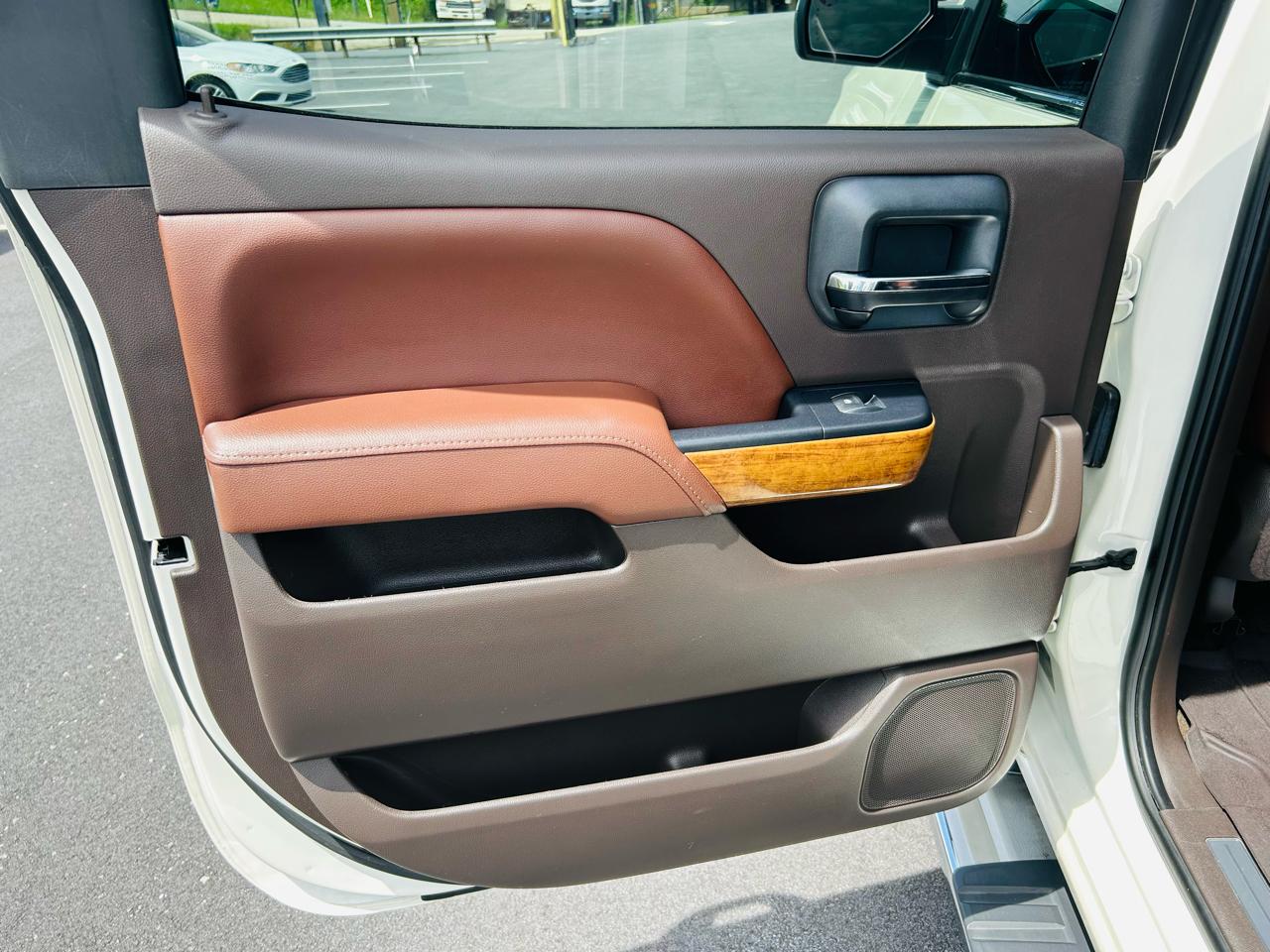 Chevrolet Silverado 1500 High Country Crew Cab 2WD 2015