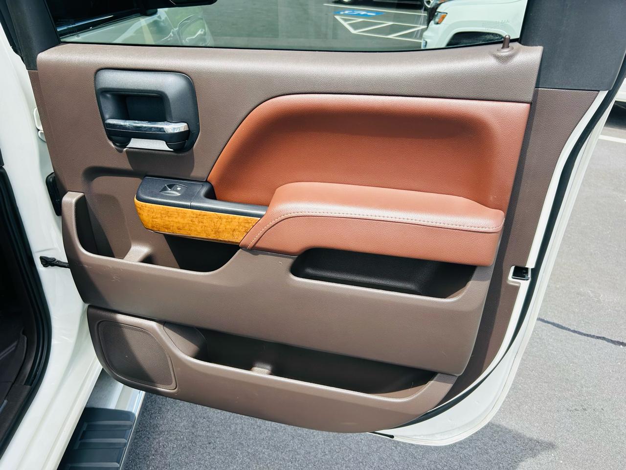 Chevrolet Silverado 1500 High Country Crew Cab 2WD 2015