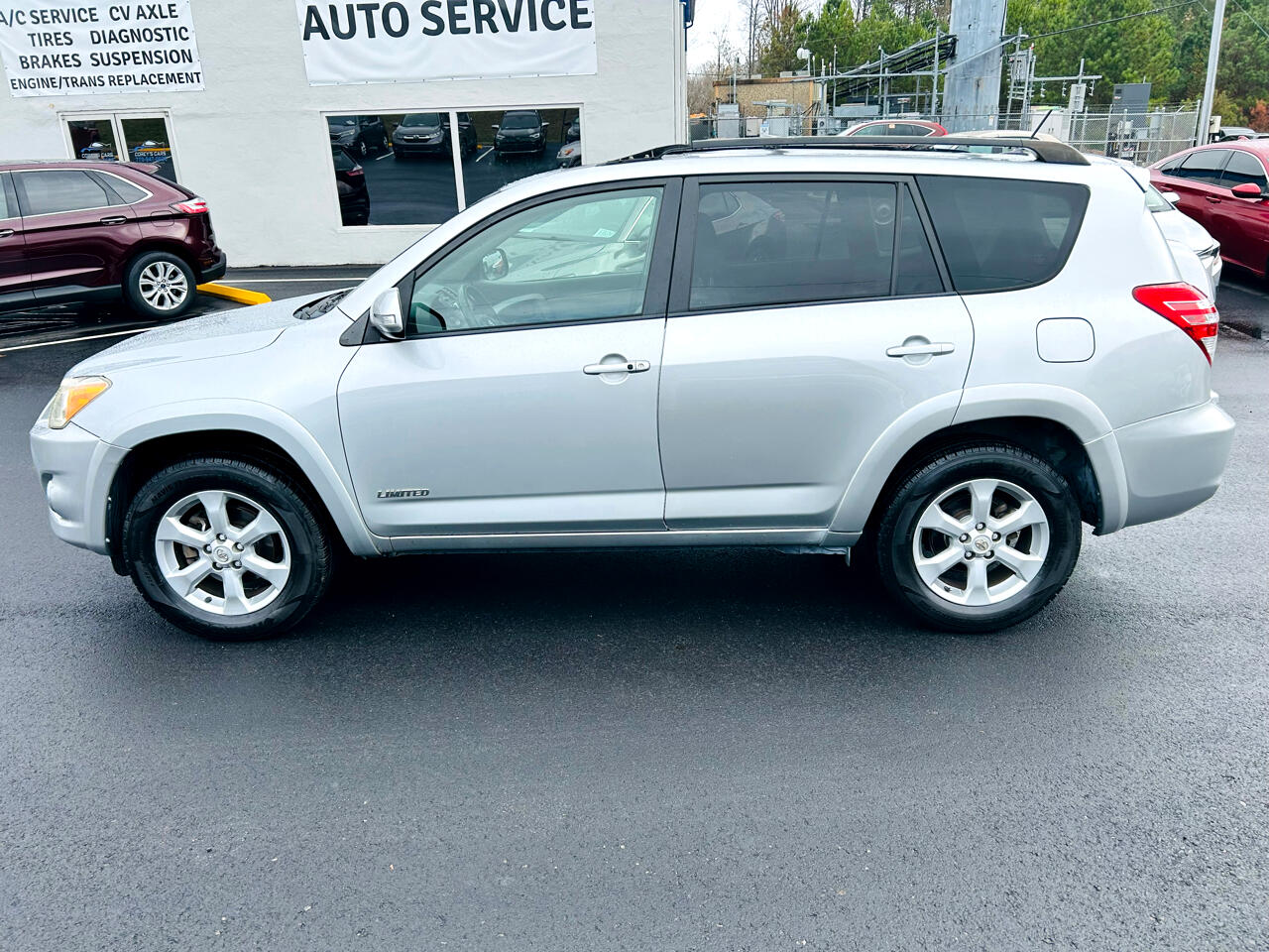 Toyota RAV4 Limited V6 2WD 2009