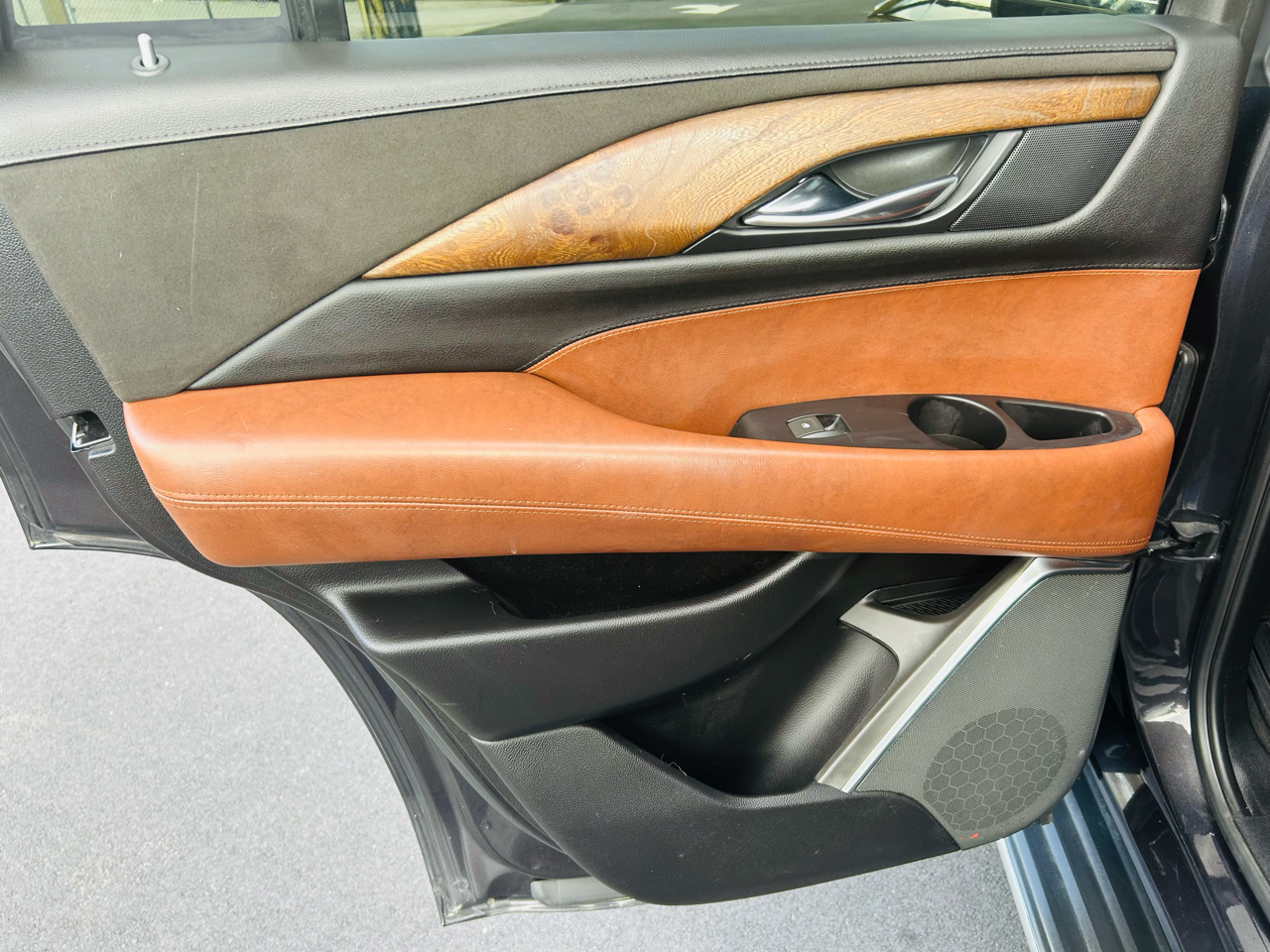 Cadillac Escalade Luxury 4WD 2018