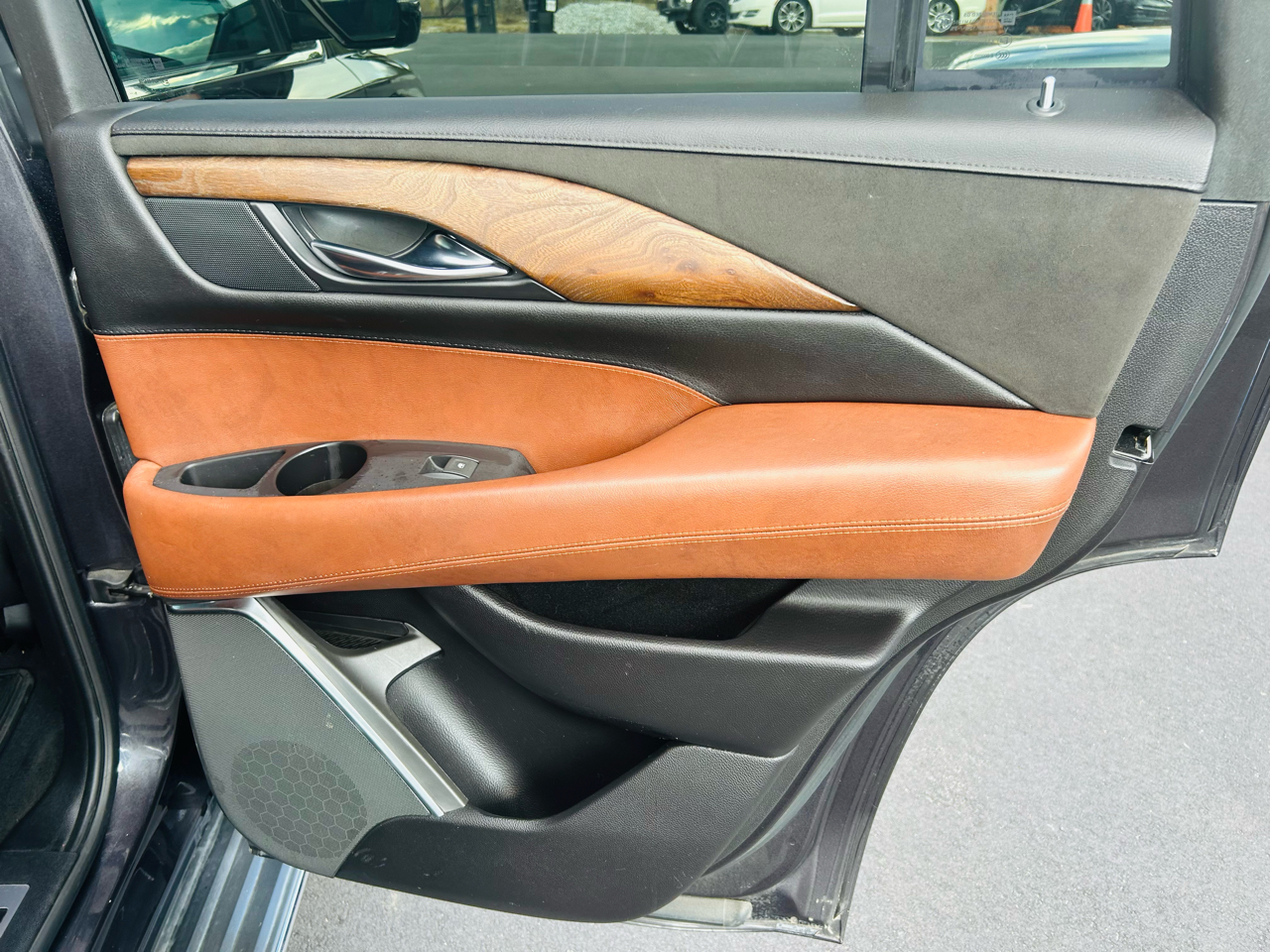 Cadillac Escalade Luxury 4WD 2018