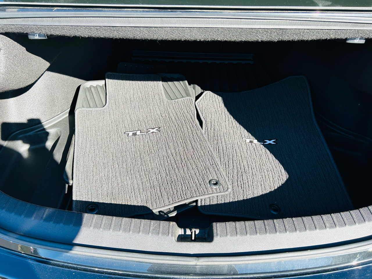 Acura TLX 9-Spd AT w/Technology Package 2015