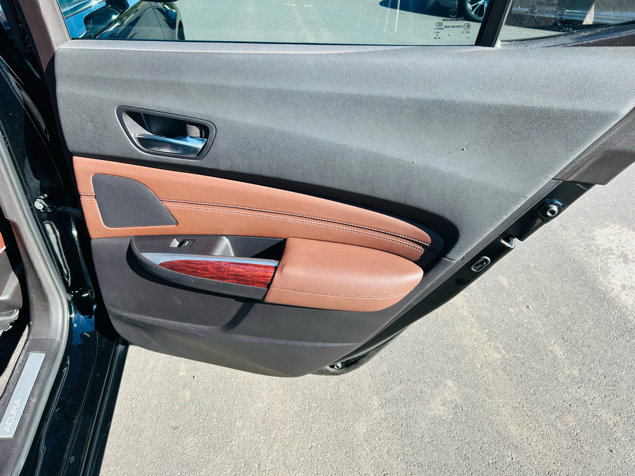 Acura TLX 9-Spd AT w/Technology Package 2015