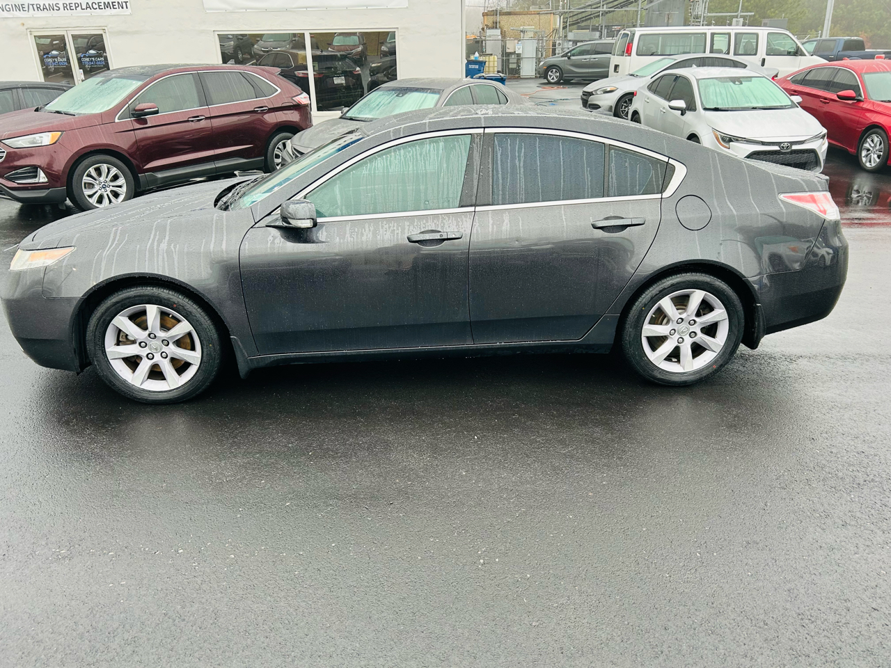 Acura TL 6-Speed AT with Tech Package and 18-In. WP 2013