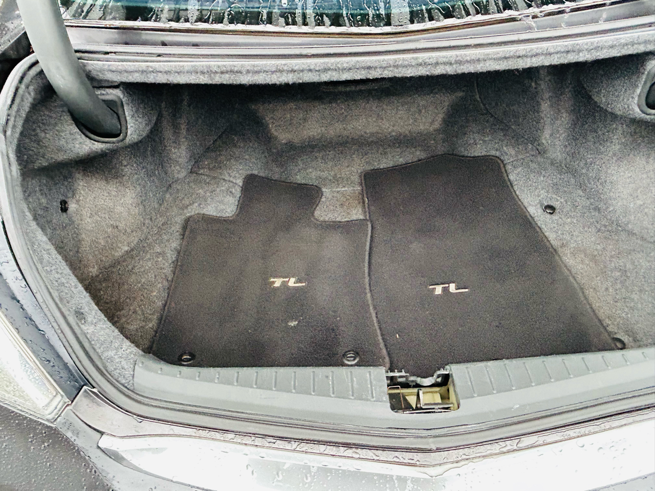 Acura TL 6-Speed AT with Tech Package and 18-In. WP 2013