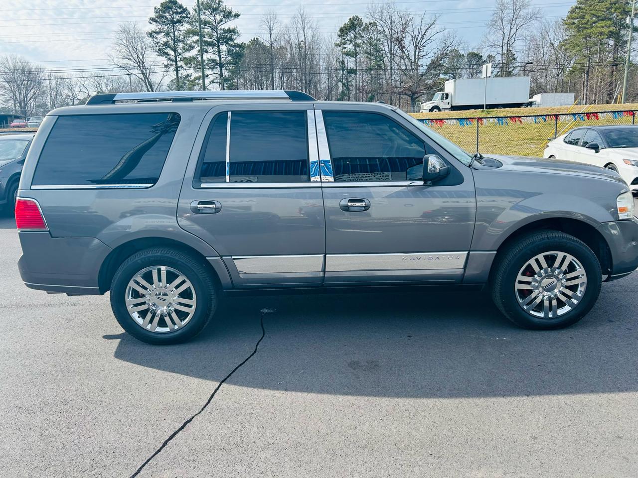 Lincoln Navigator 2WD 2011