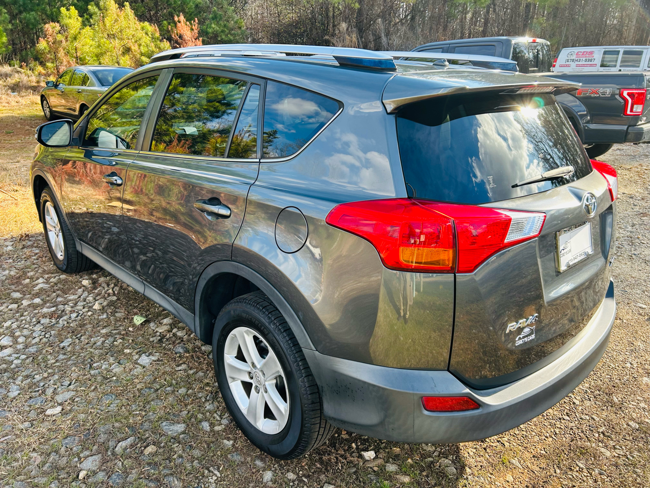 Toyota RAV4 XLE FWD 2013