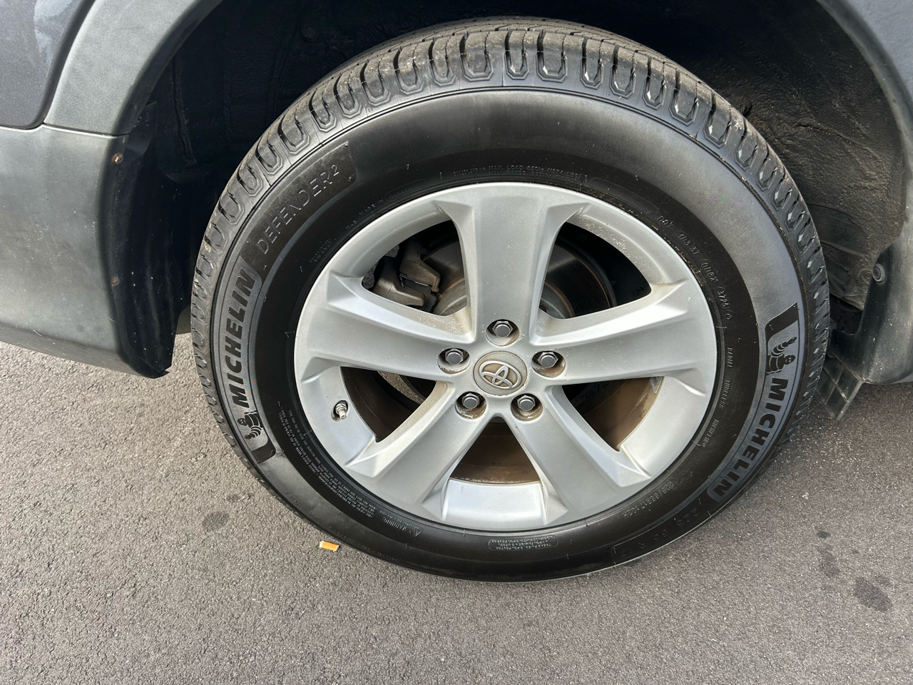 Toyota RAV4 XLE FWD 2013