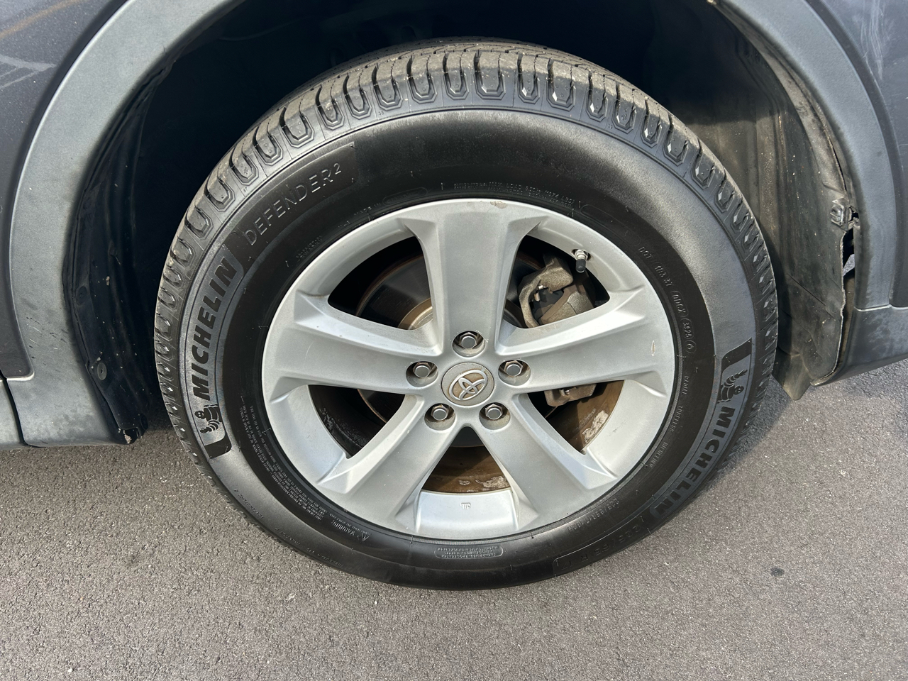 Toyota RAV4 XLE FWD 2013