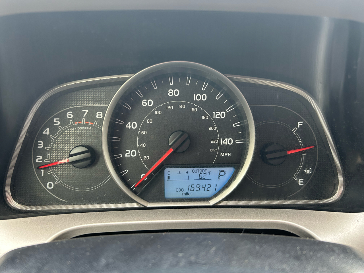 Toyota RAV4 XLE FWD 2013