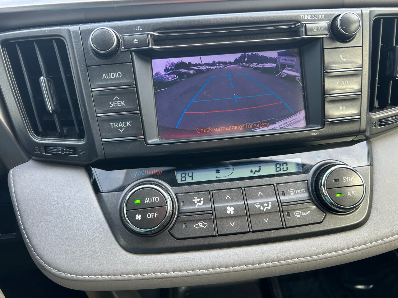 Toyota RAV4 XLE FWD 2013