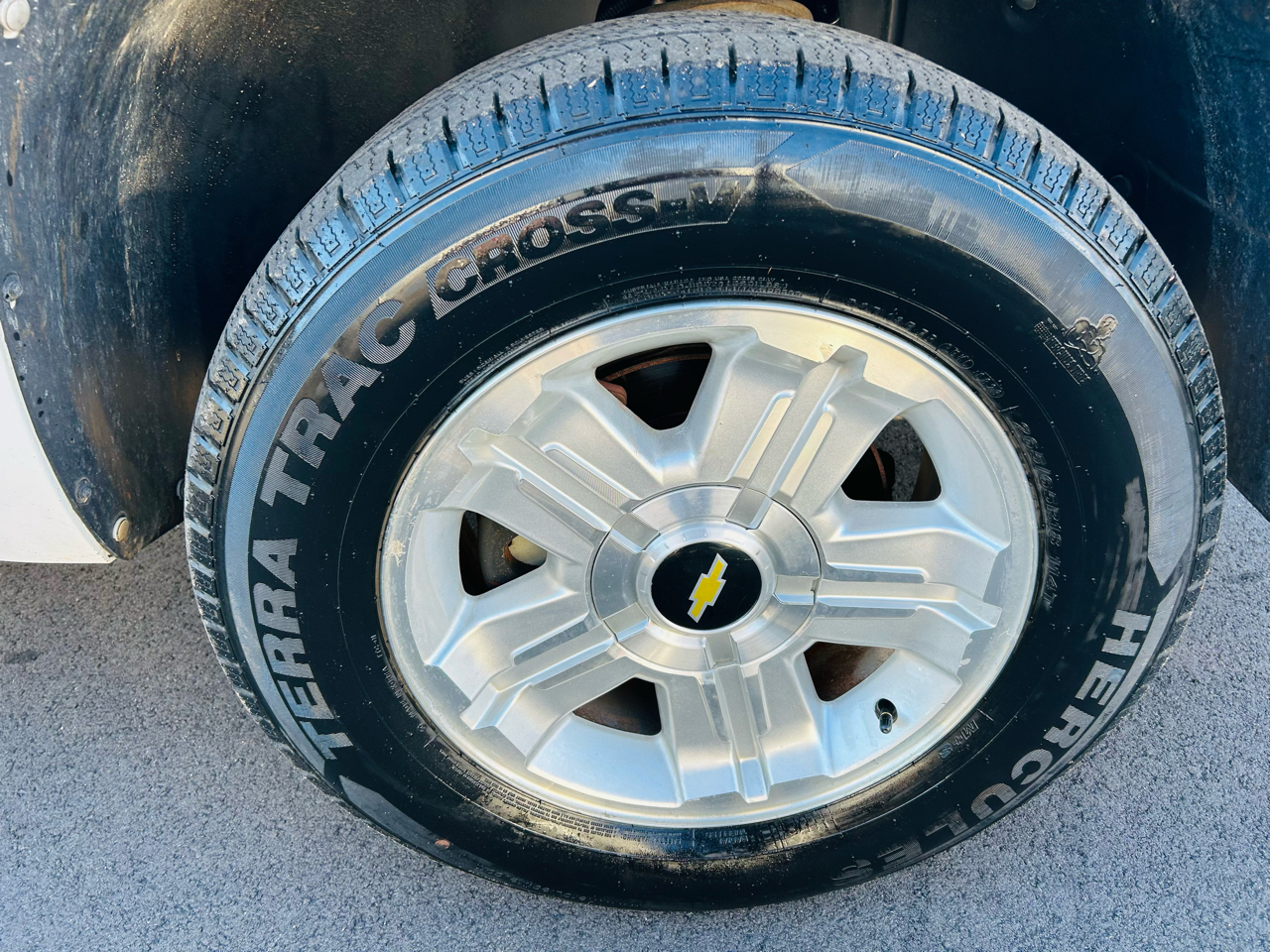 Chevrolet Silverado 1500 LT Crew Cab 4WD 2011