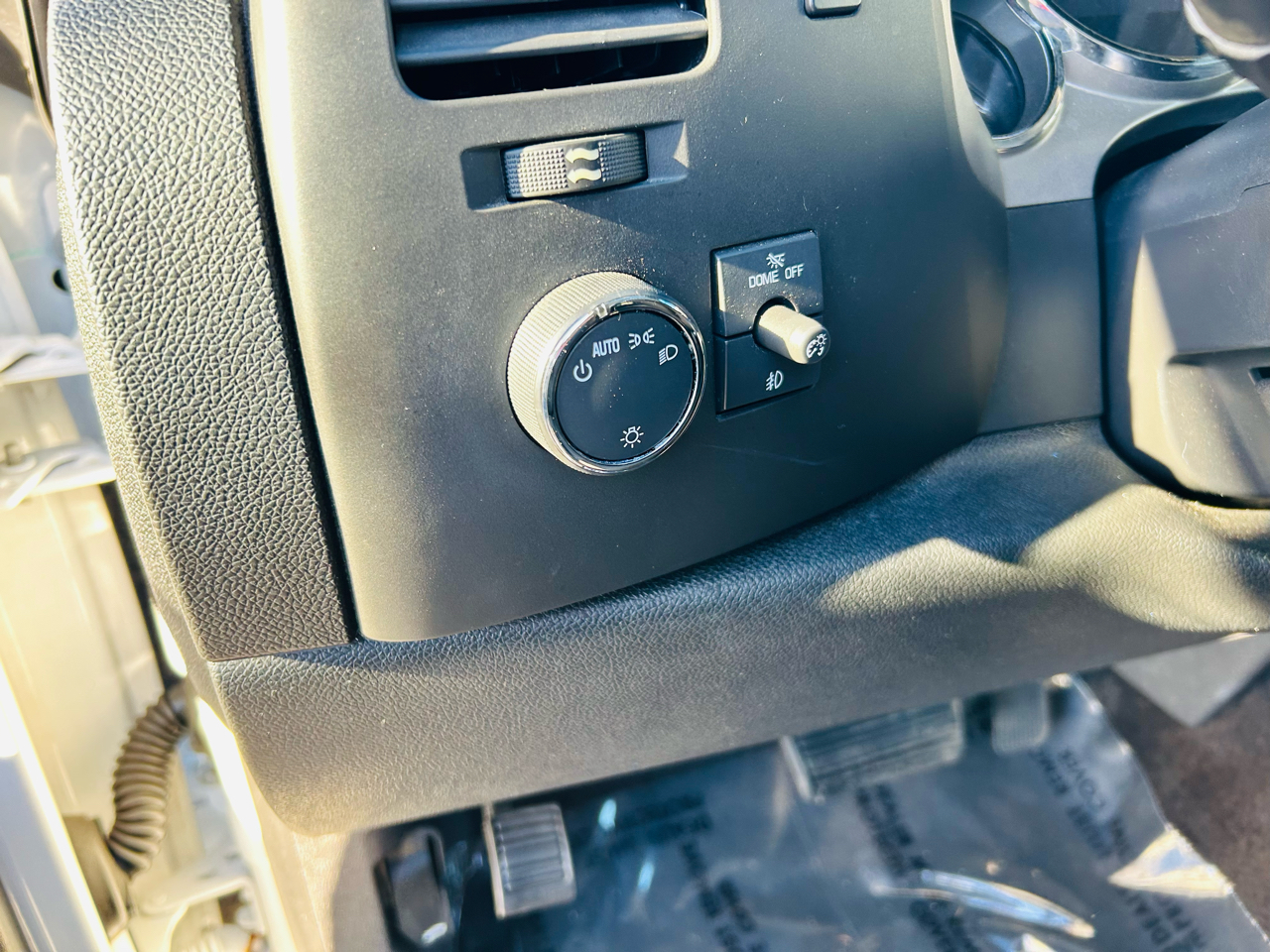 Chevrolet Silverado 1500 LT Crew Cab 4WD 2011