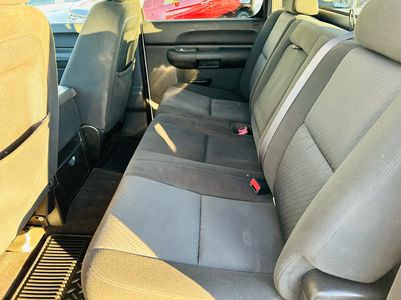 Chevrolet Silverado 1500 LT Crew Cab 4WD 2011