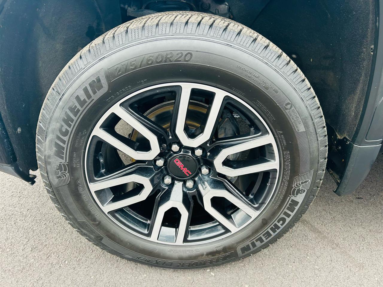 GMC Sierra 1500 AT4 Crew Cab Short Box 4WD 2020