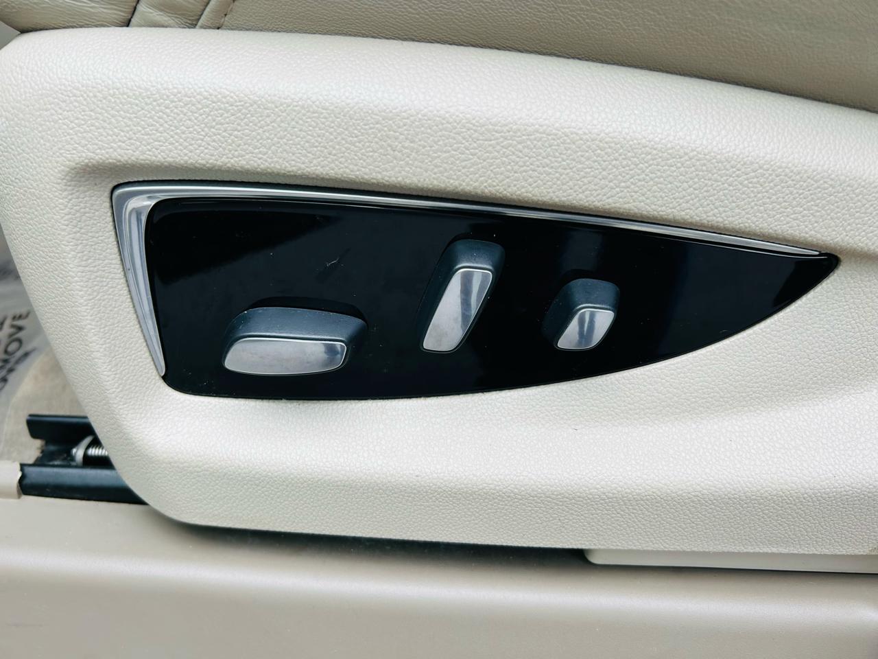 Cadillac Escalade  2019