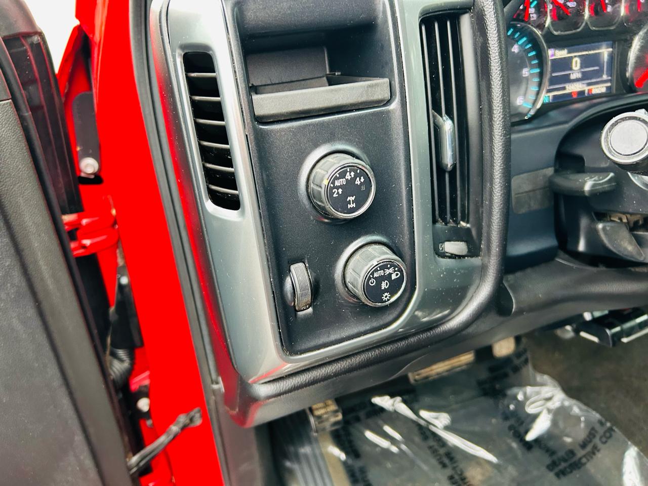 Chevrolet Silverado 1500 LT Crew Cab Long Box 4WD 2015