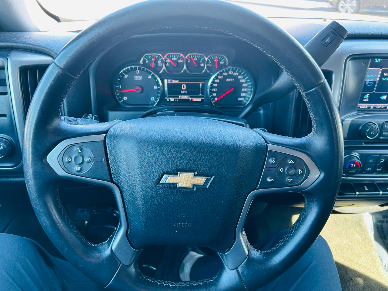 Chevrolet Silverado 1500 LT Crew Cab 2WD 2015