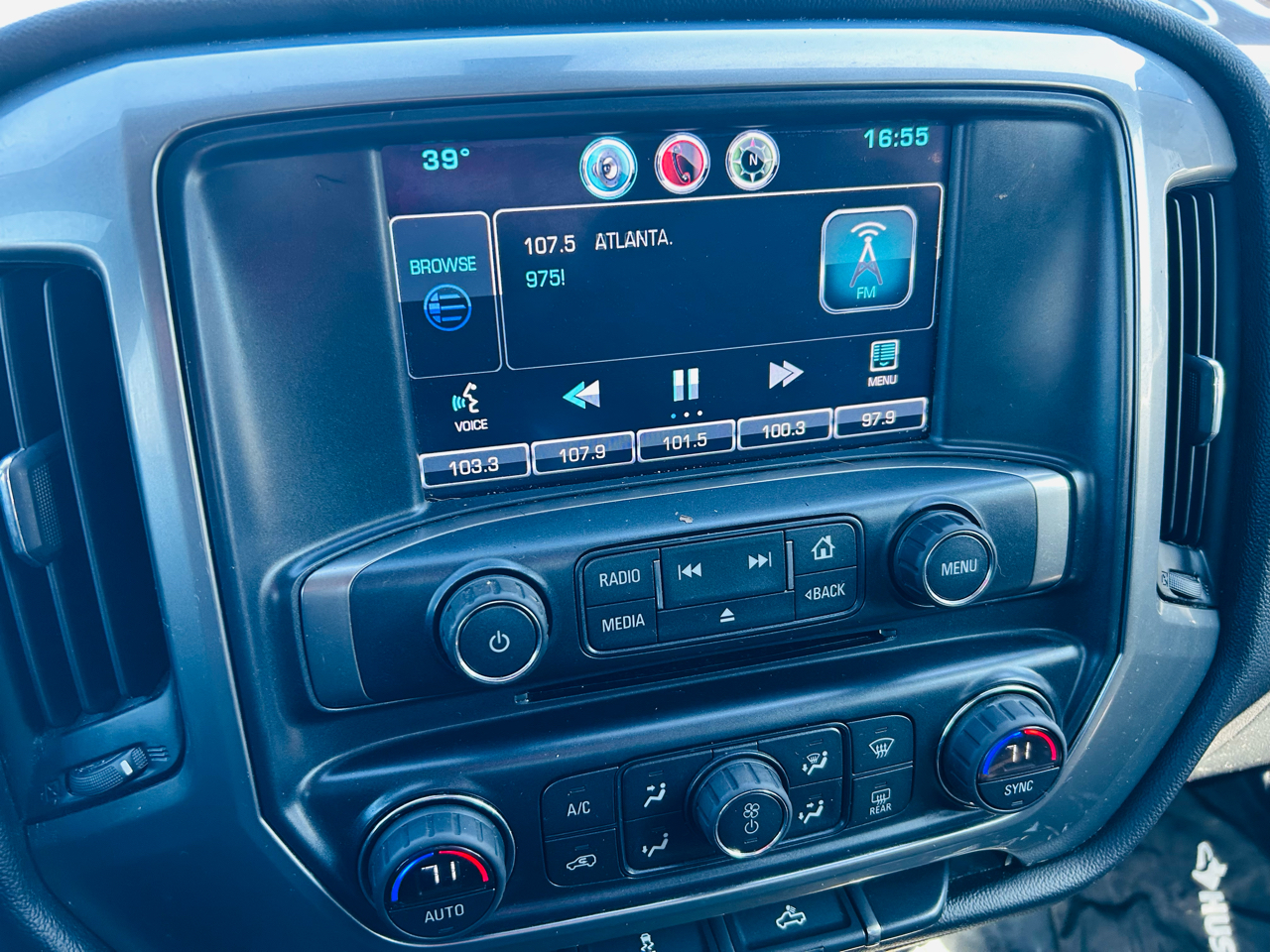 Chevrolet Silverado 1500 LT Crew Cab 2WD 2015