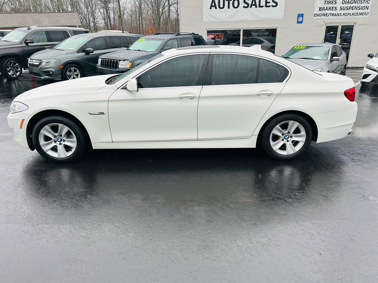 BMW 5-Series 528i 2012