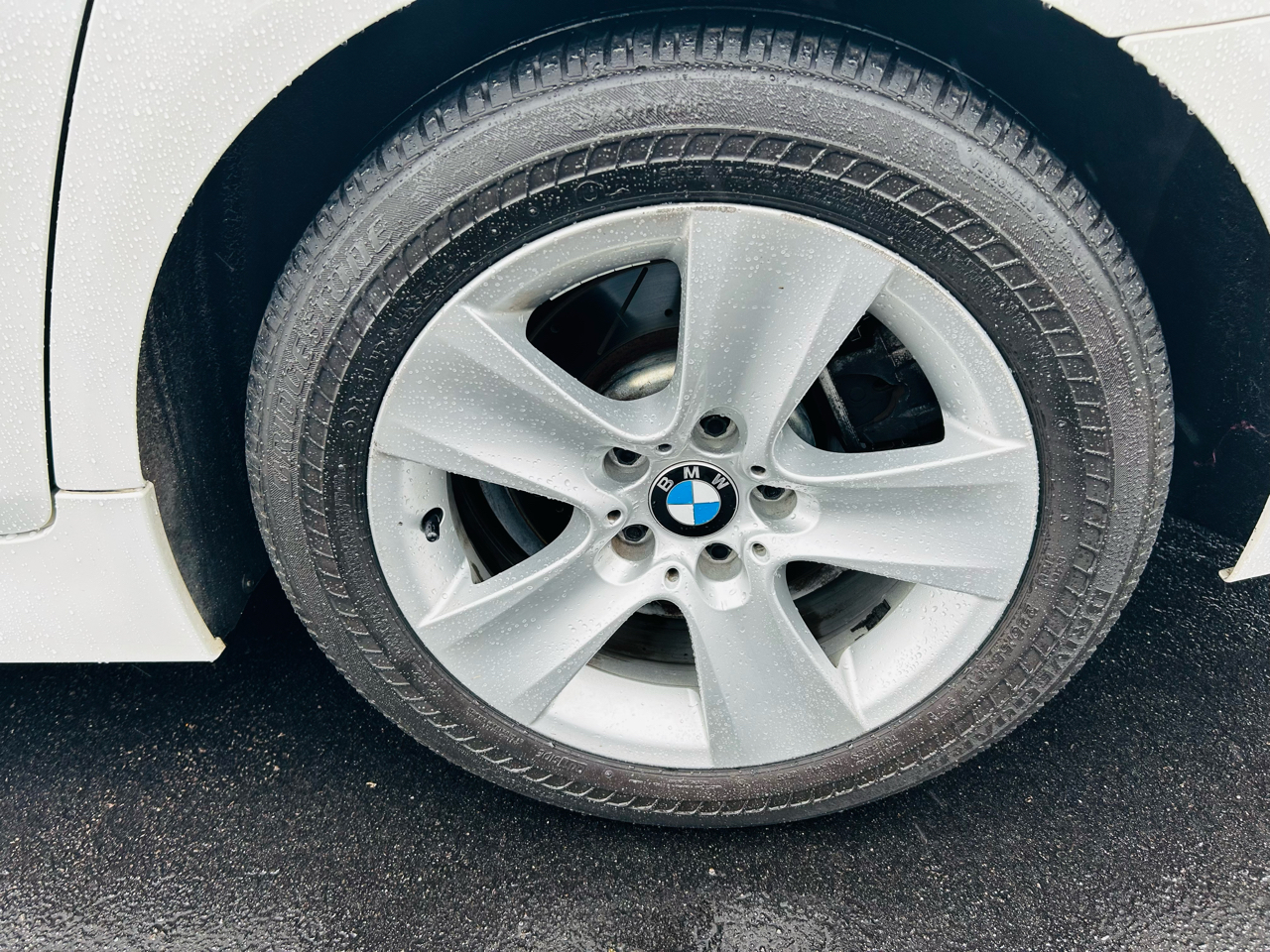 BMW 5-Series 528i 2012