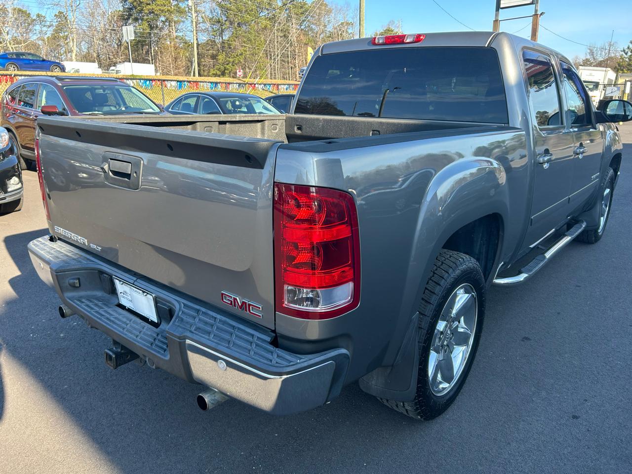GMC Sierra 1500 SLT Crew Cab 2WD 2013