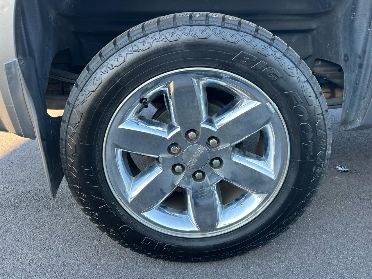 GMC Sierra 1500 SLT Crew Cab 2WD 2013