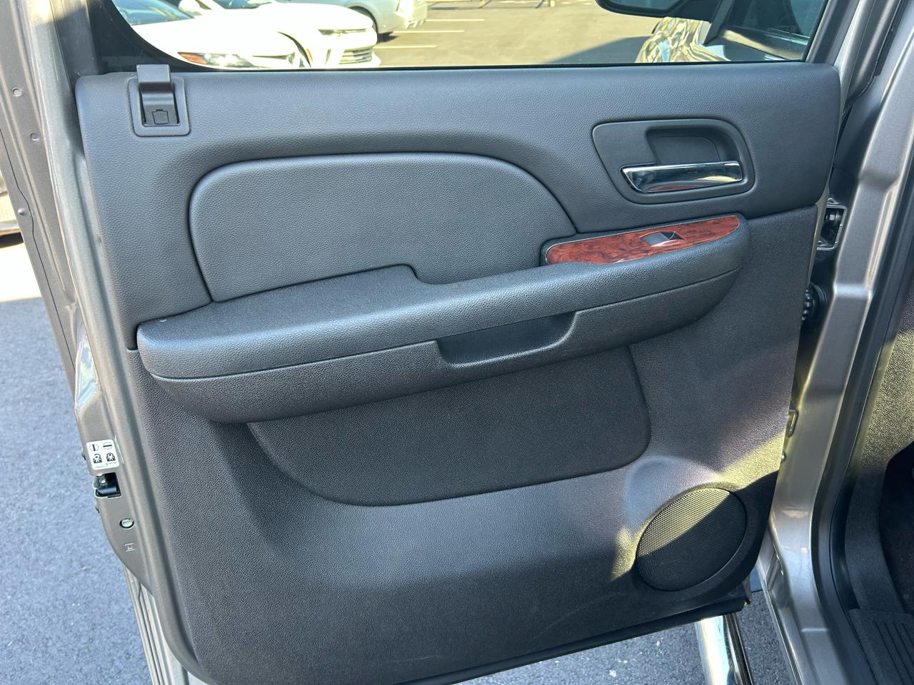 GMC Sierra 1500 SLT Crew Cab 2WD 2013