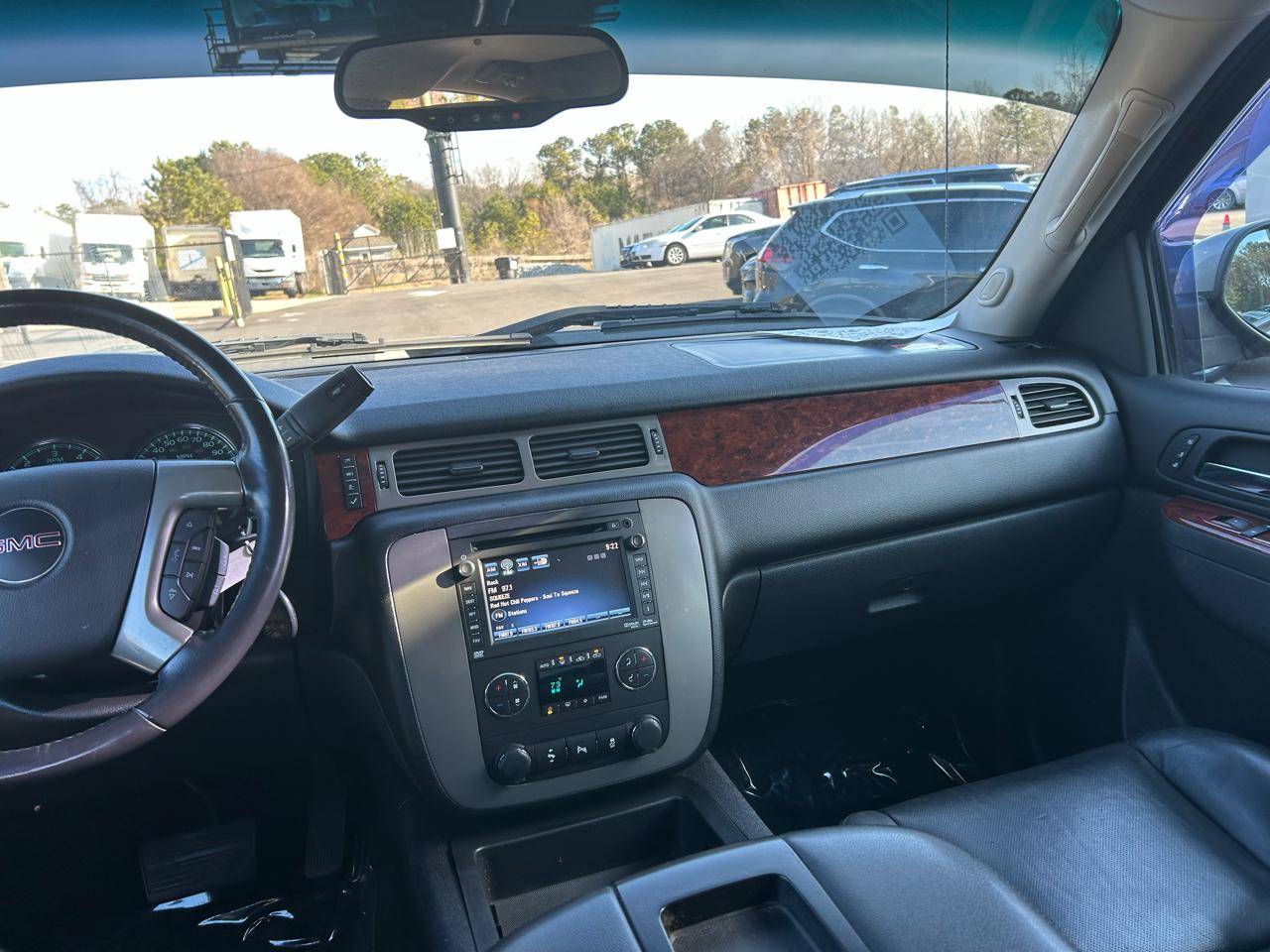 GMC Sierra 1500 SLT Crew Cab 2WD 2013