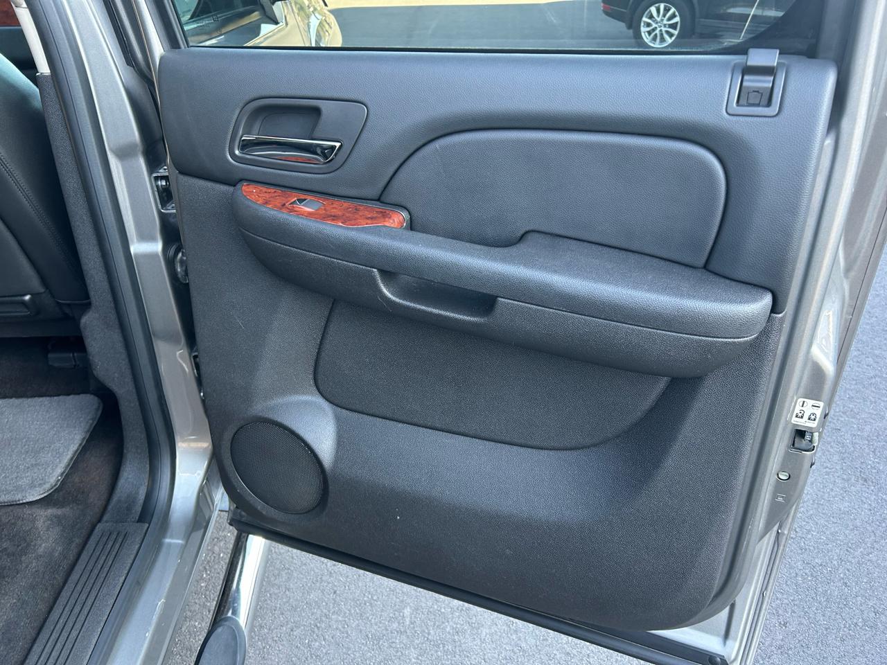 GMC Sierra 1500 SLT Crew Cab 2WD 2013