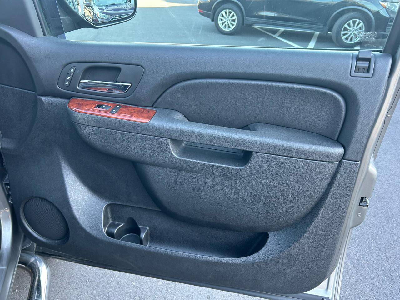 GMC Sierra 1500 SLT Crew Cab 2WD 2013