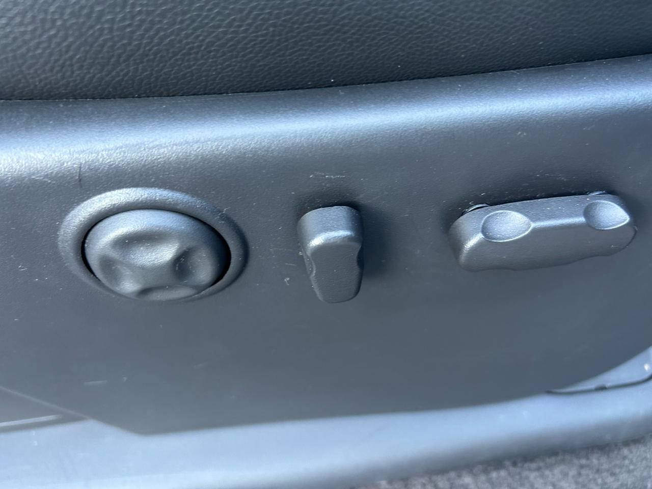 GMC Sierra 1500 SLT Crew Cab 2WD 2013