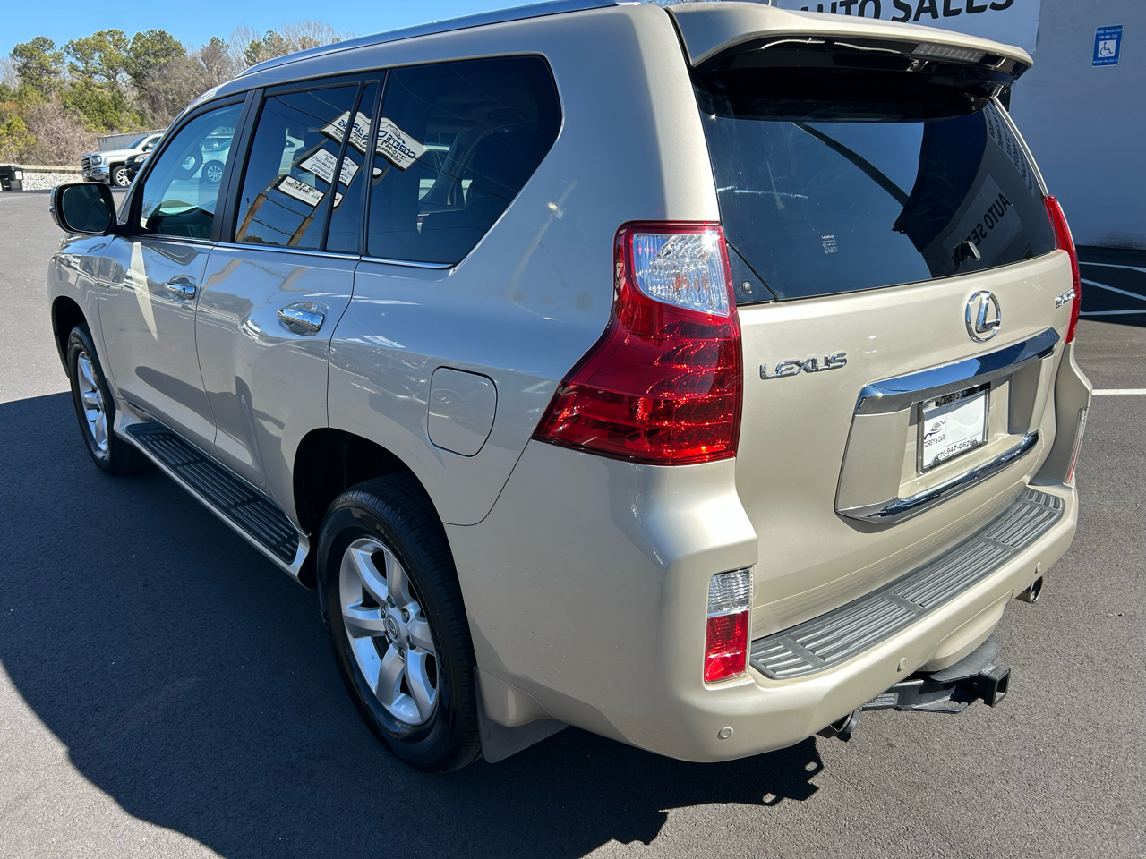 Lexus GX 460 Sport Utility 2010