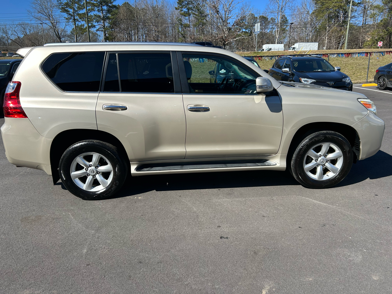 Lexus GX 460 Sport Utility 2010