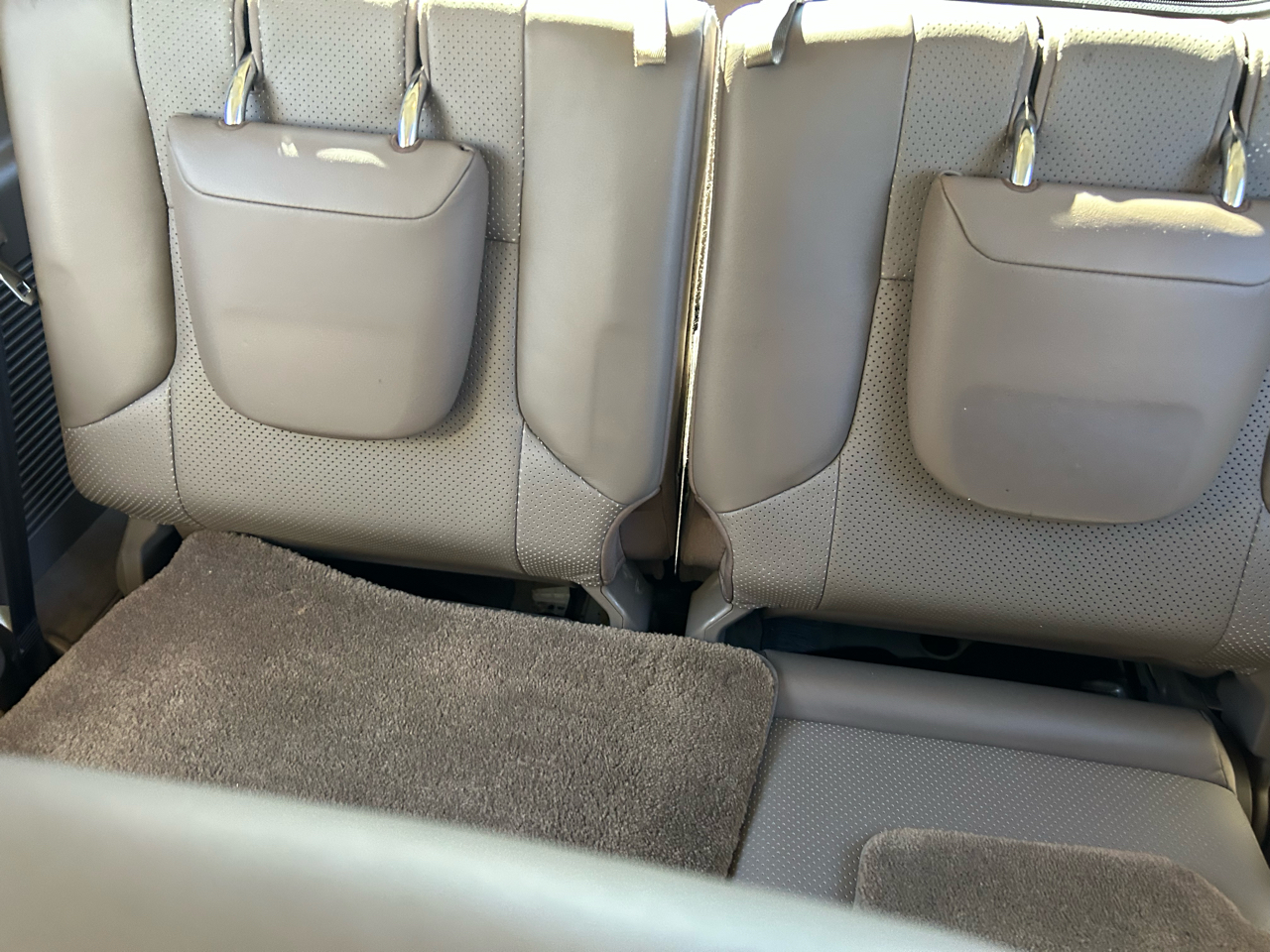 Lexus GX 460 Sport Utility 2010