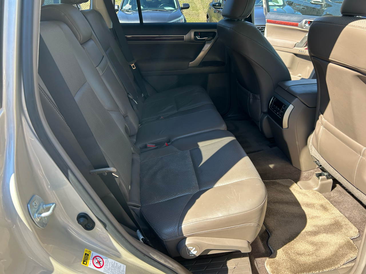 Lexus GX 460 Sport Utility 2010