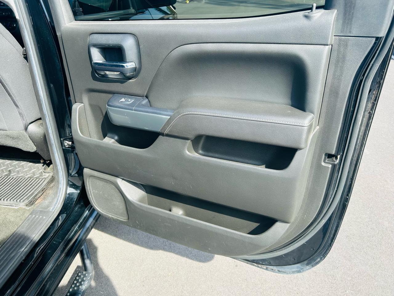 Chevrolet Silverado 1500 LT Crew Cab 2WD 2018