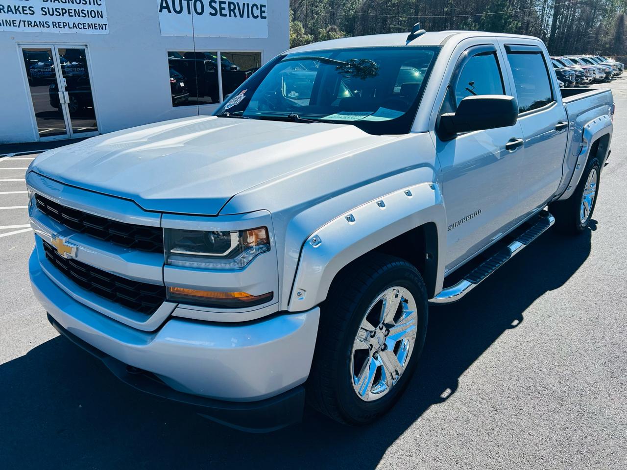 2018 Chevrolet Silverado 1500 Custom Crew Cab 2WD