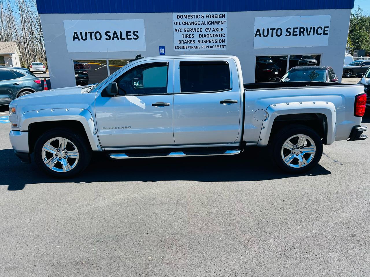 Chevrolet Silverado 1500 Custom Crew Cab 2WD 2018